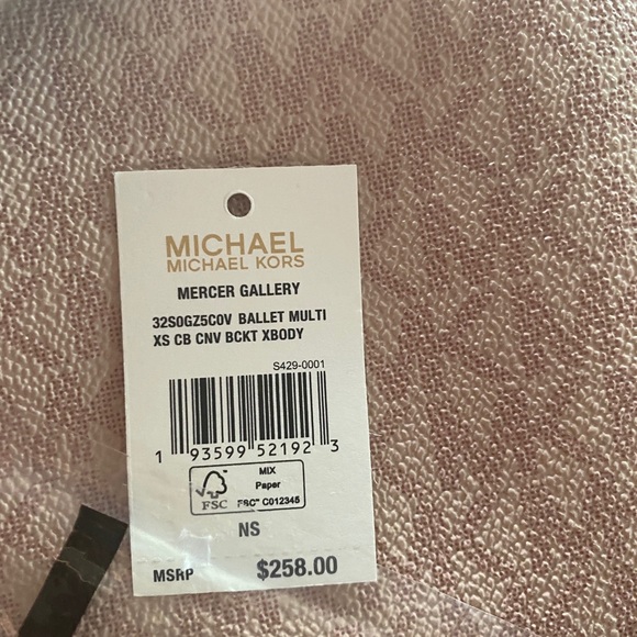 MK Mercer Gallery XS Convertible bucket Xbody Handbag - Picture 9 of 11